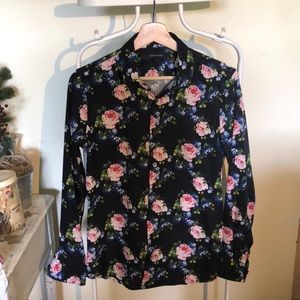 Woman’s Trendiano blouse